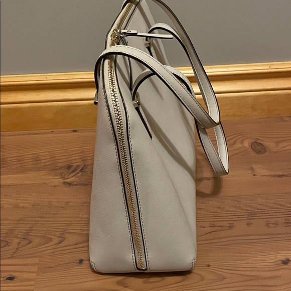 Kate Spade Cedar Street Bag - Picture 4 of 7